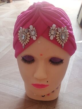 Embellished Fuchsia Headwrap for Women Brand New, Never Worn.